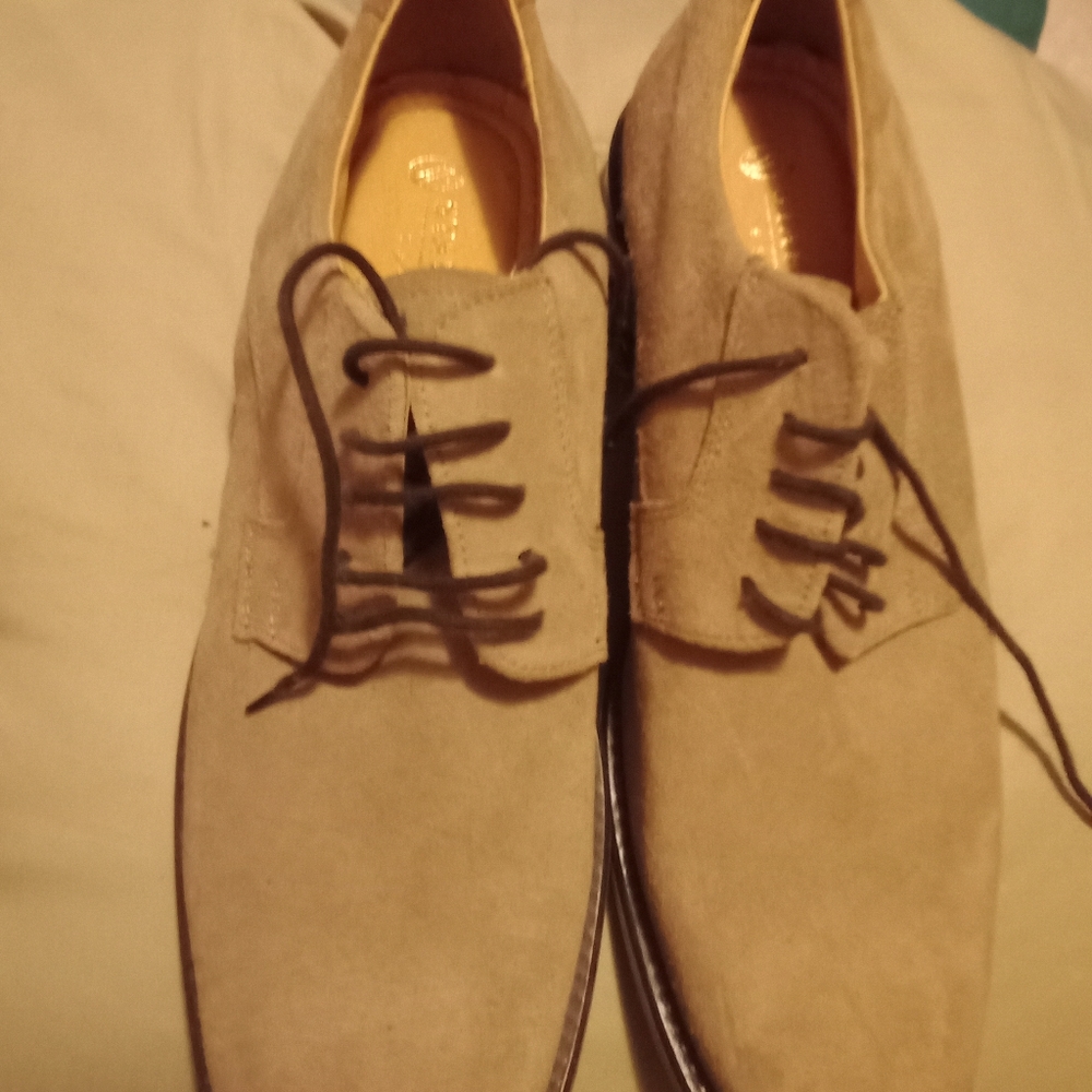 Stafford men's dress shoes  (new)